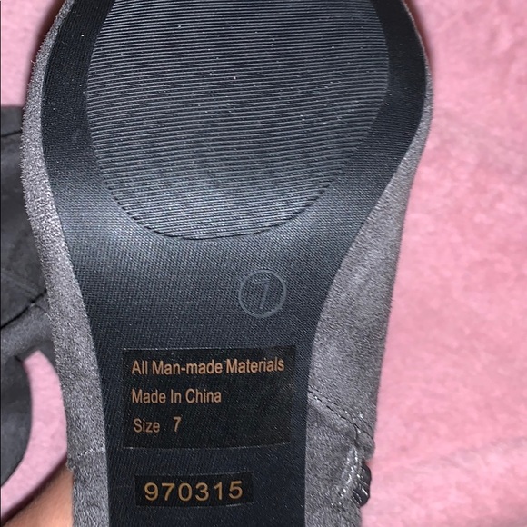 Super Cute Grey Thigh High Boots - Picture 5 of 5